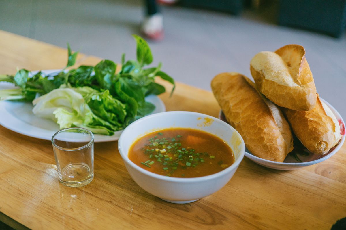 Soupe à l'oignon gratinée